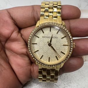 Michael Kors Women’s Glitz Watch